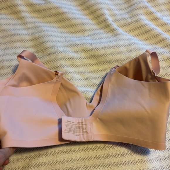 Tommy John Comfort Smoothing Lightly Lined Wireless Bra in Pale Pink Size 36D - Picture 9 of 9